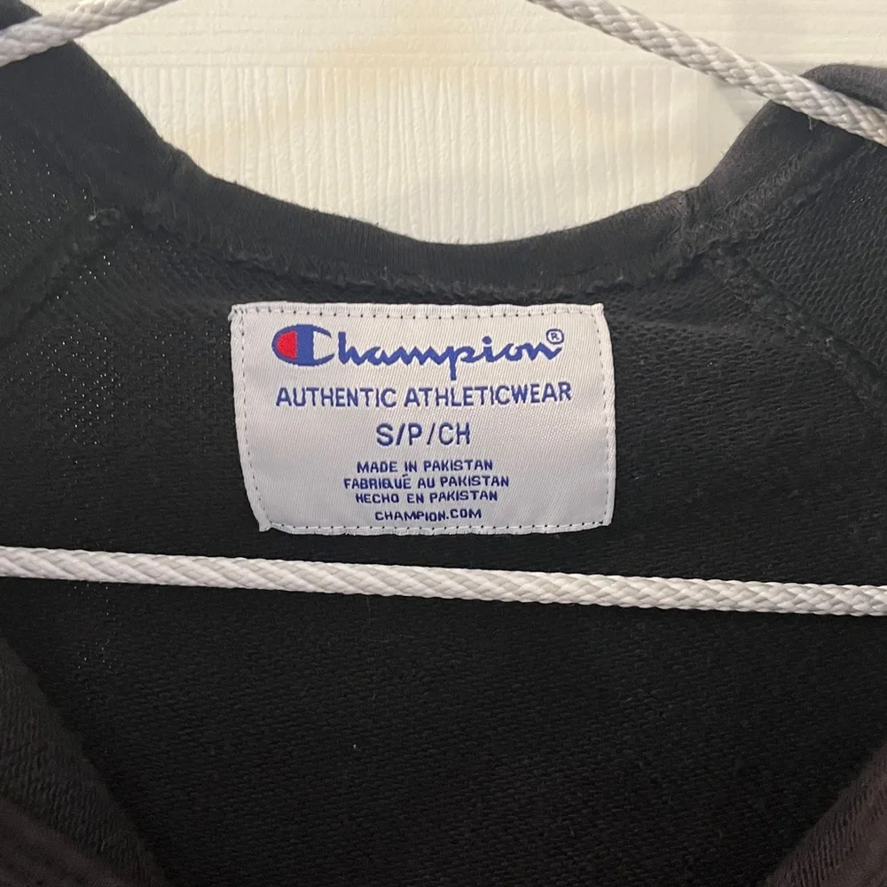 Athletic Wear Clean out! - Picture 16 of 16
